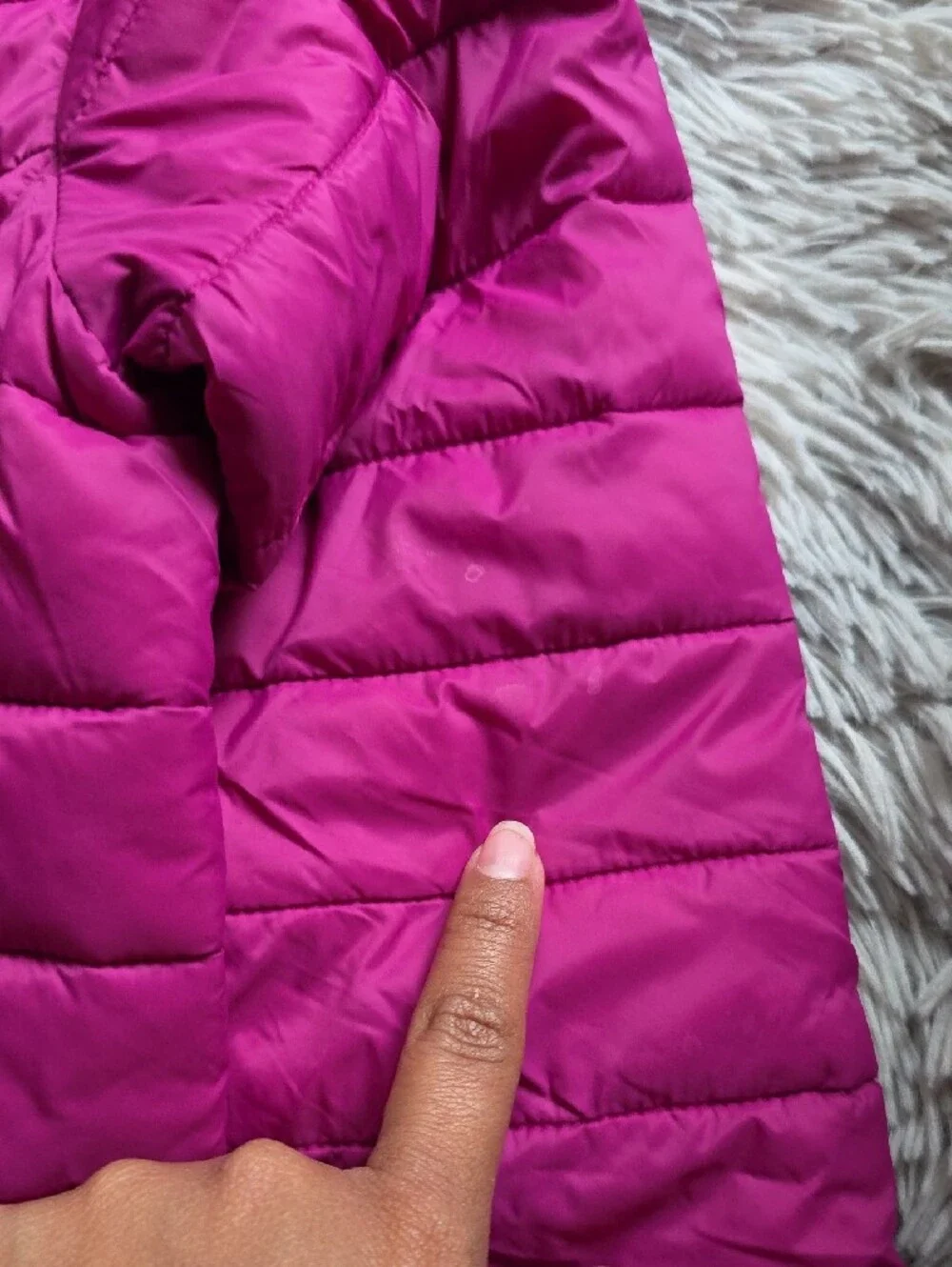 Amazon Essentials Girls' Quilted Puffer Jacket - Bright Pink